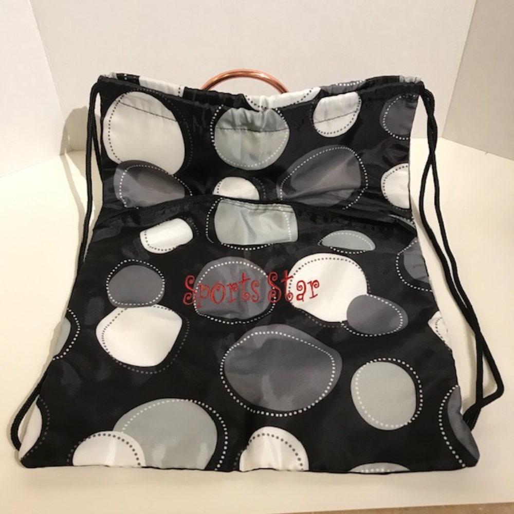 Thirty-One Cinch Sac - "Blk. Happy Dot" Personaliz